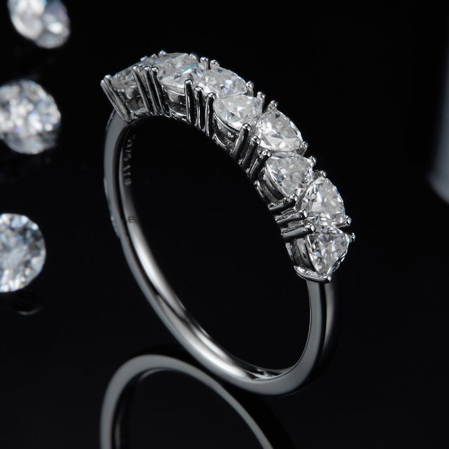 0b182bf244c44239a84b26a0d3129e3b-Max