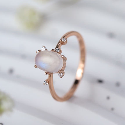 1ee25c4fe8a74f549795a3a64417adb3-Max