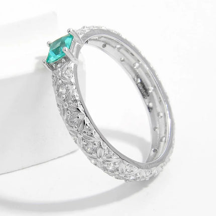 21e4ad81-ddaf-4f5f-b8a2-f9d71821cc1b-Max