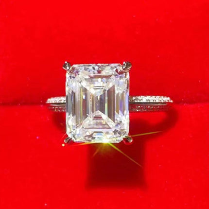 2ebb98e51268427dae0731c932a146f2-Max