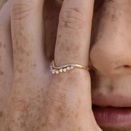 3afbbdd47ad34c26a9f336a8a9e935b6-Max