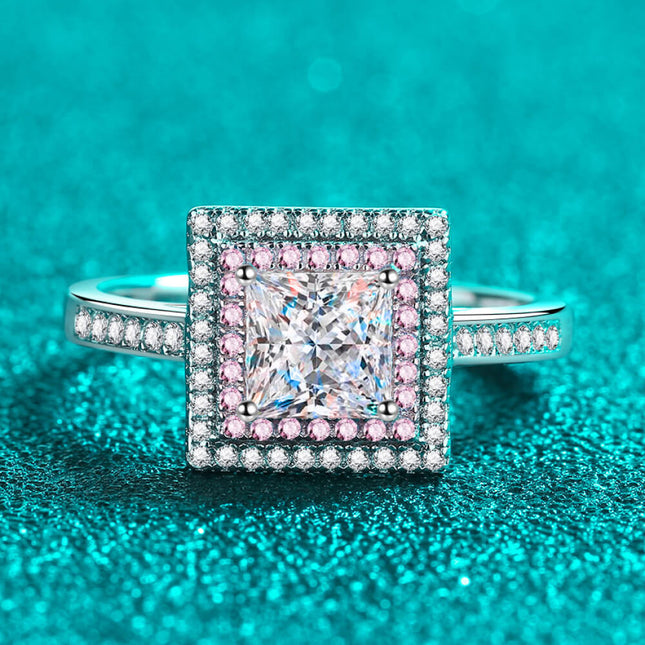 4dbd1de2f99c48f994c06a8a25c4ef84-Max