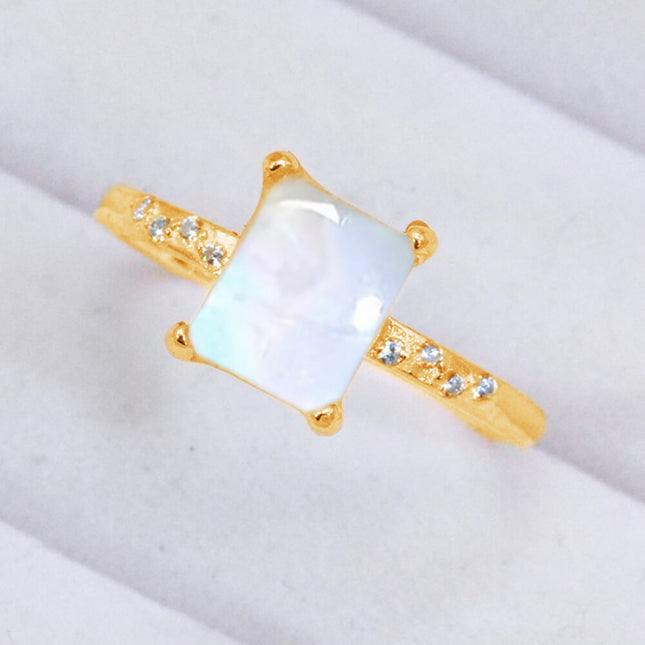 4e38284550f34ce7bd43aa596f75708d-Max