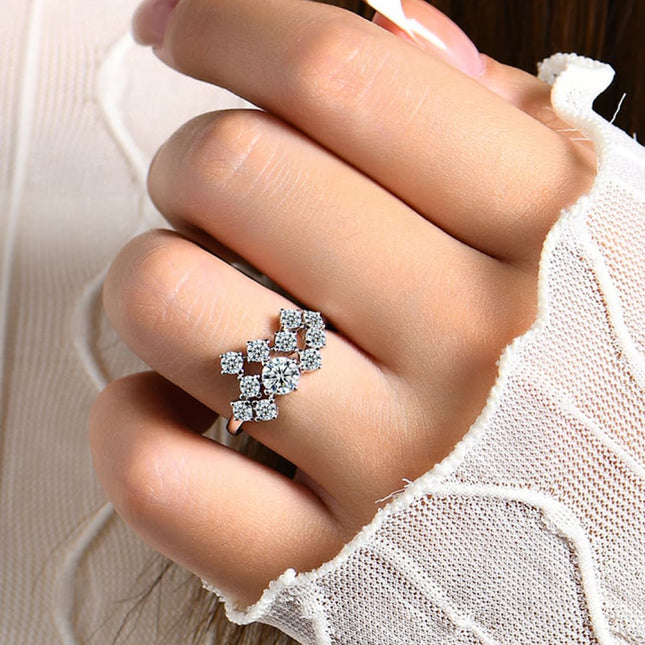 6826cf137675427d9e45149282f5647d-Max