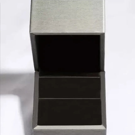 69e1675e-139e-4f4e-aa59-a0bf5a0ad6cc-Max