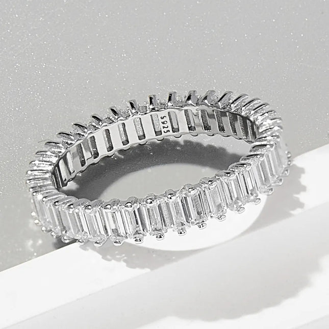 6d1e7cd9-c847-4989-bfcb-a403f6f3b798-Max