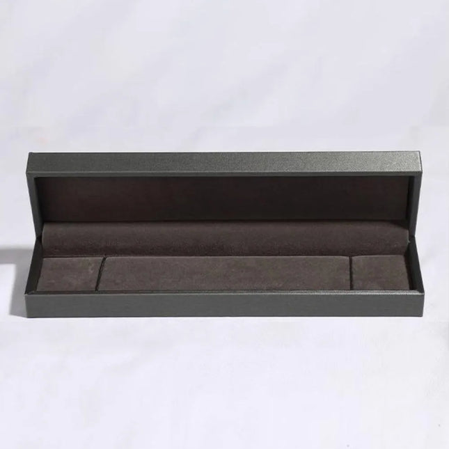 a79b758a-0db6-4287-aa7b-168ef44e87cf-Max