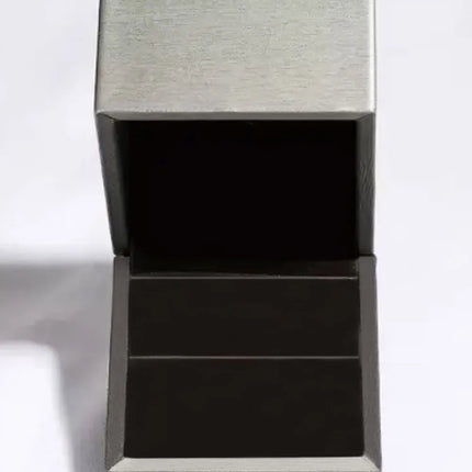 b037a871-8f70-4520-aa40-b0b4a8a4fd27-Max