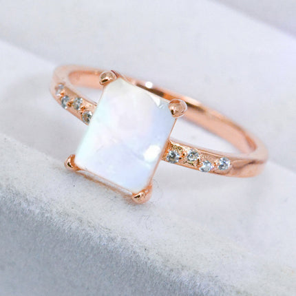 b9441f42953f4a9ca5801d7f75dfd2ff-Max