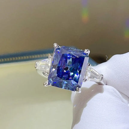 d1a221df-68a7-47bb-a8cb-396d37da11d8-Max