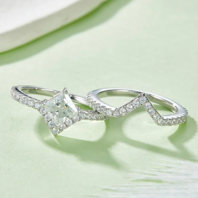 e111bf62-fecd-4458-8709-a80a8088aa5b-Max