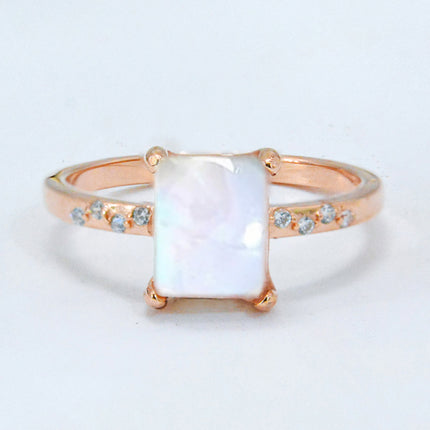 f6a5b44d065848c68a95db5b269f9d91-Max